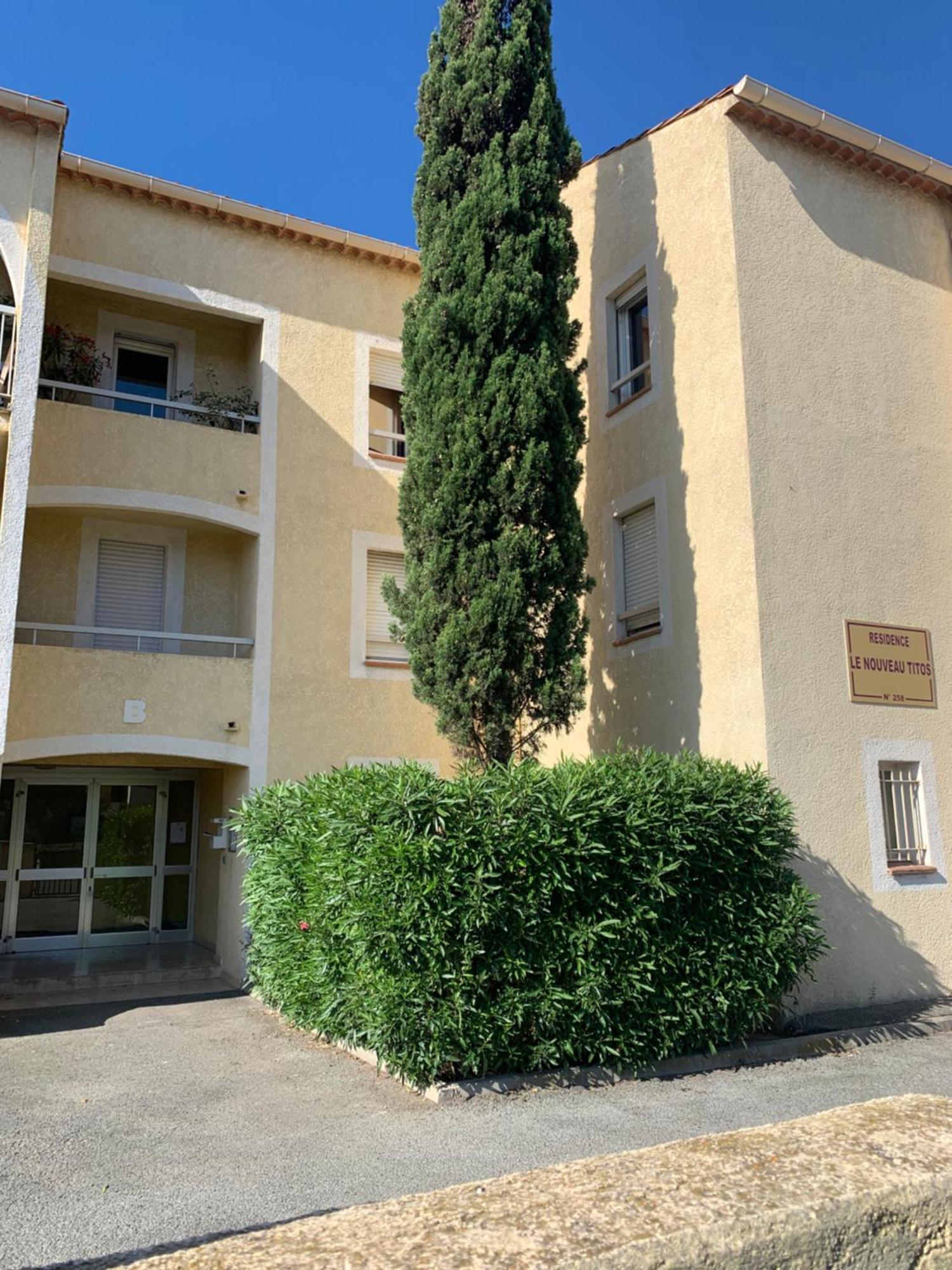 Apartment Beau T2 Avec Jardin Frejus